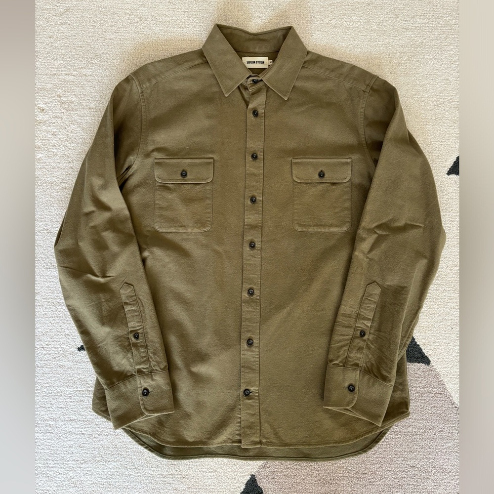 Taylor Stitch the Yosemite Shirt in Green.  Size 42 (Large)
